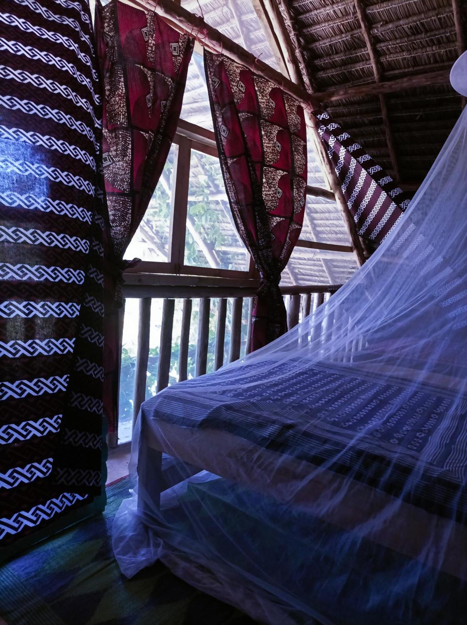 Mamarasta Bed & Breakfast Bwejuu Exterior foto