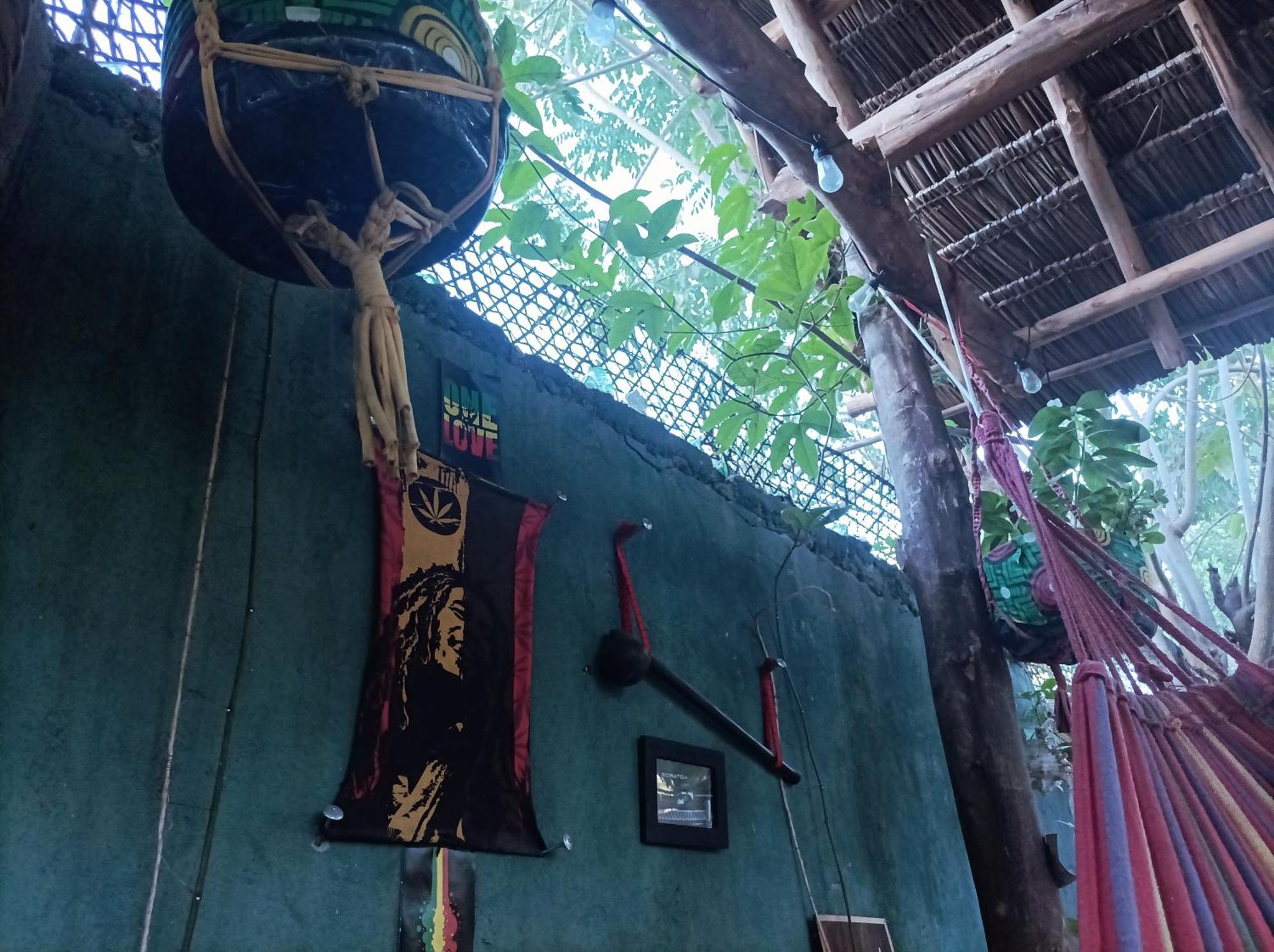 Mamarasta Bed & Breakfast Bwejuu Exterior foto