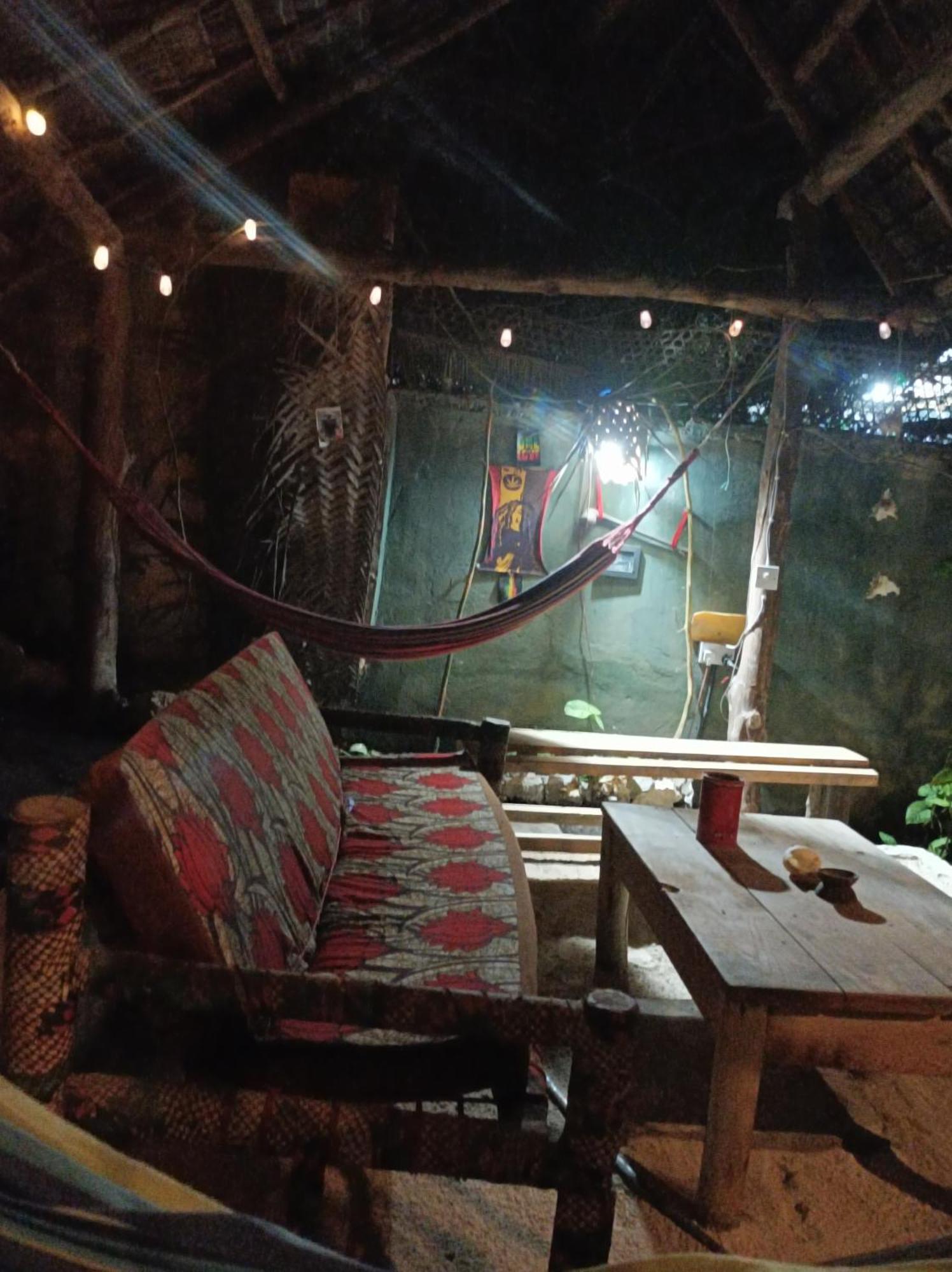 Mamarasta Bed & Breakfast Bwejuu Exterior foto