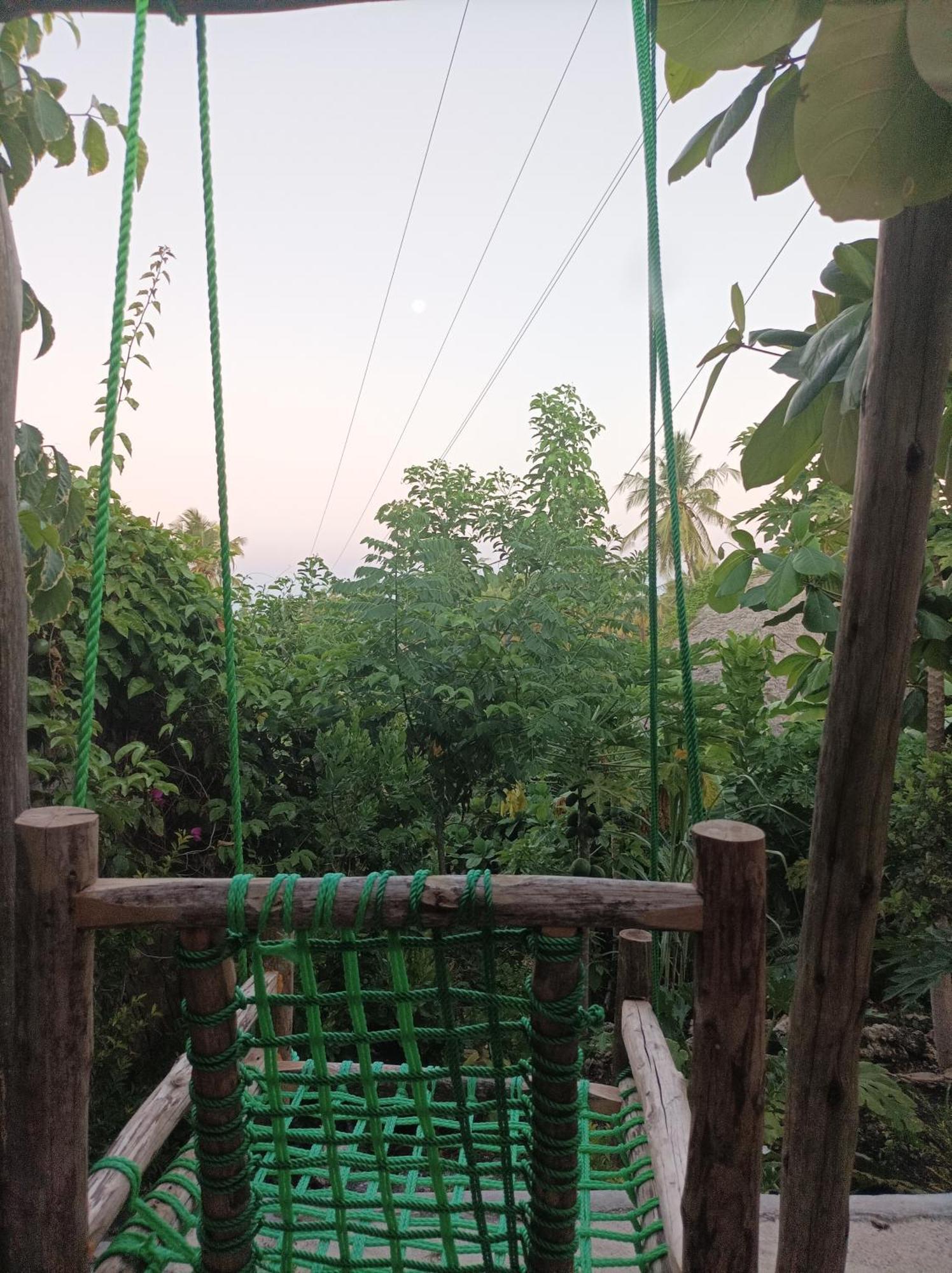 Mamarasta Bed & Breakfast Bwejuu Exterior foto